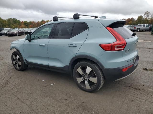 2019 Volvo XC40 T5 Momentum