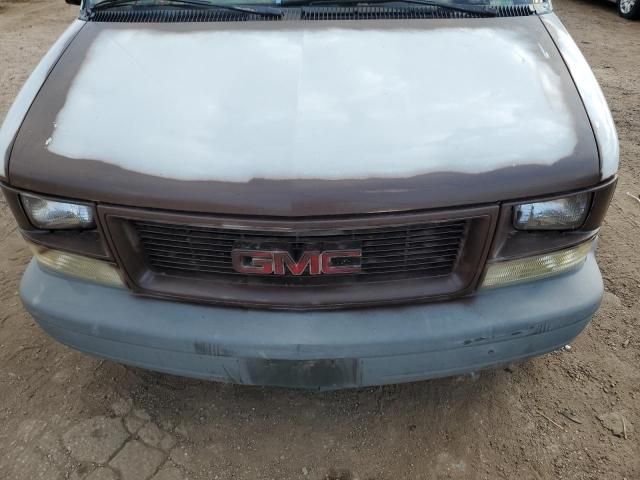 2001 GMC Safari XT