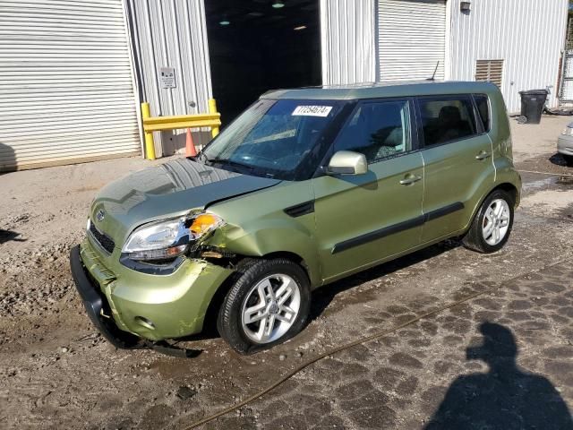 2011 KIA Soul +