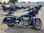 2011 Harley-Davidson FLHTCUSE6