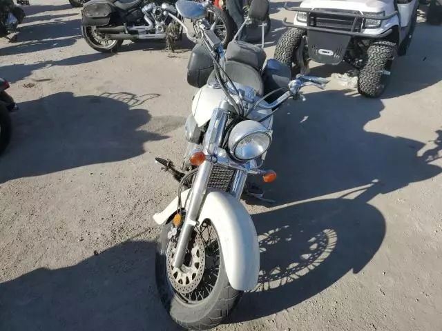 2003 Suzuki VL800