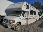 2004 Ford Econoline E450 Super Duty Cutaway Van