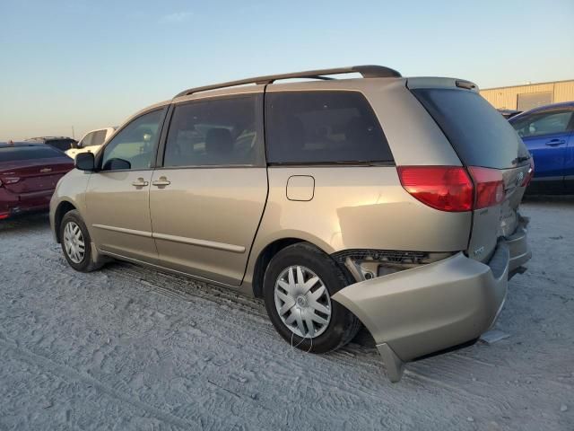 2009 Toyota Sienna CE