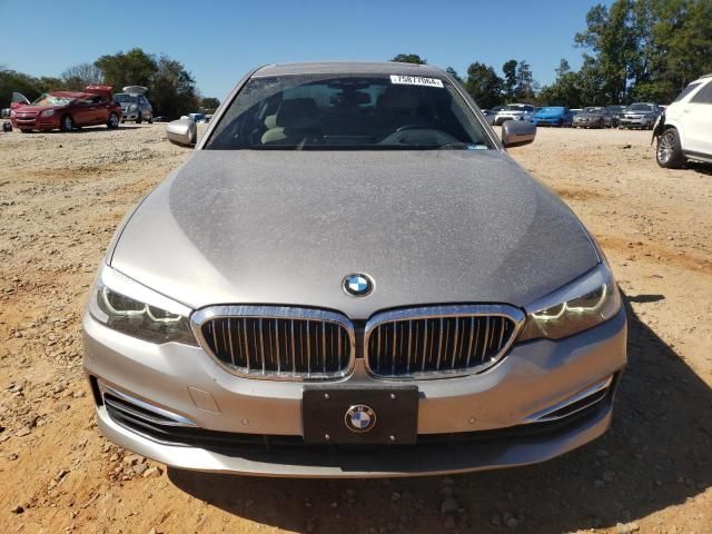 2019 BMW 530E