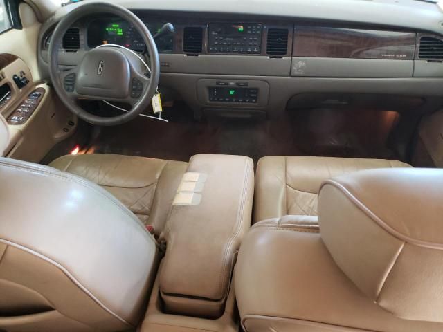 1998 Lincoln Town Car Signature