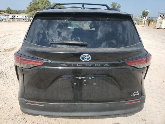 2021 Toyota Sienna XLE