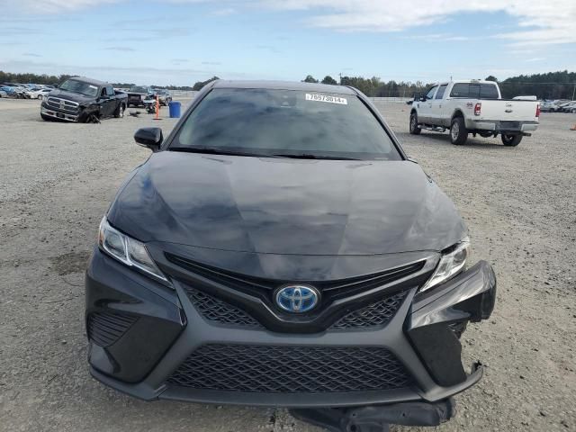 2020 Toyota Camry SE