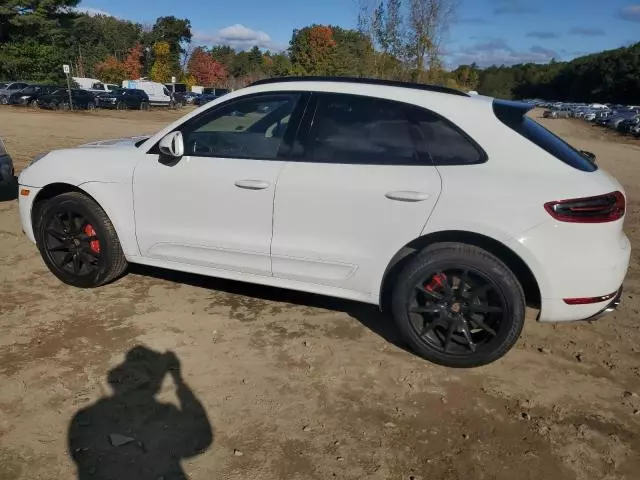 2016 Porsche Macan Turbo