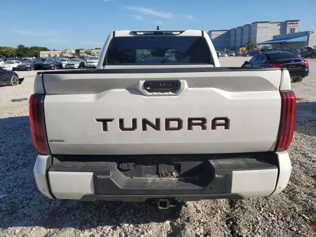 2022 Toyota Tundra Crewmax SR