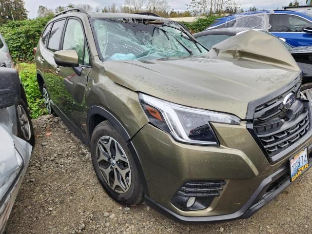 2022 Subaru Forester Premium