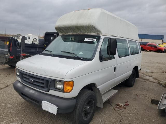 2004 Ford Econoline E350 Super Duty Van