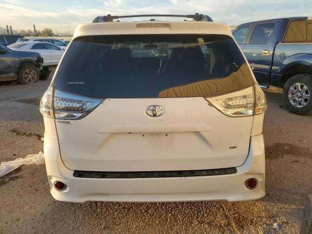 2017 Toyota Sienna SE