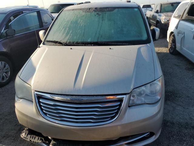 2013 Chrysler Town & Country Touring