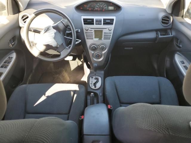 2011 Toyota Yaris