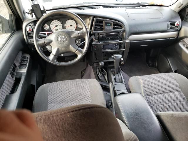 2003 Nissan Pathfinder LE