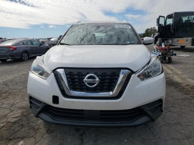 2020 Nissan Kicks SV