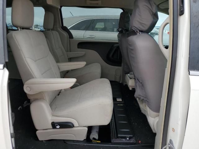 2011 Chrysler Town & Country Touring