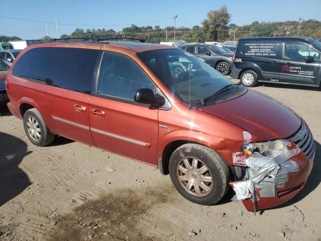 2006 Chrysler Town & Country Touring