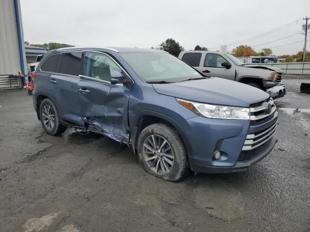 2018 Toyota Highlander SE