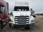 2019 Freightliner Cascadia 126