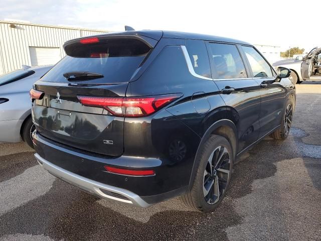 2023 Mitsubishi Outlander SE