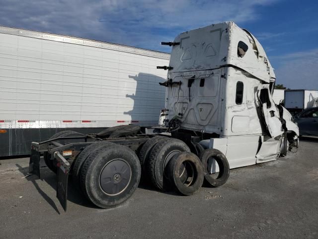 2016 Freightliner Cascadia 125