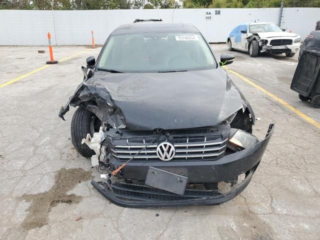 2013 Volkswagen Passat SE