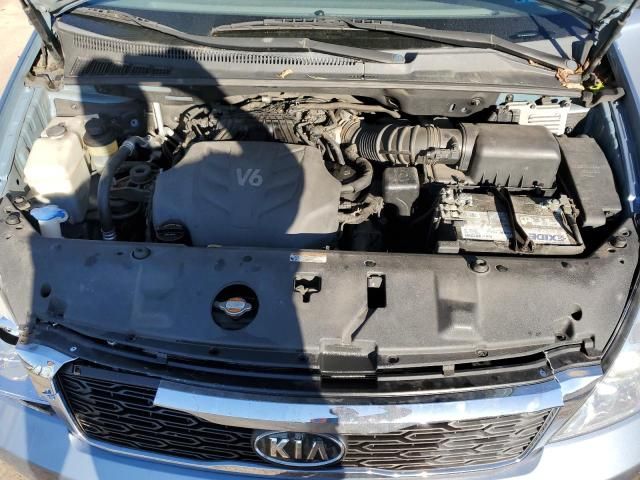 2011 KIA Sedona LX