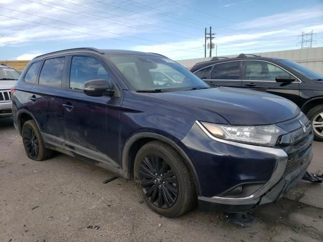 2020 Mitsubishi Outlander SE