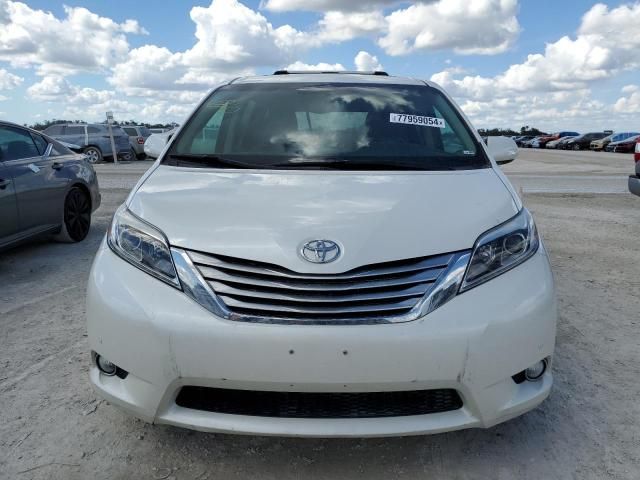 2017 Toyota Sienna XLE