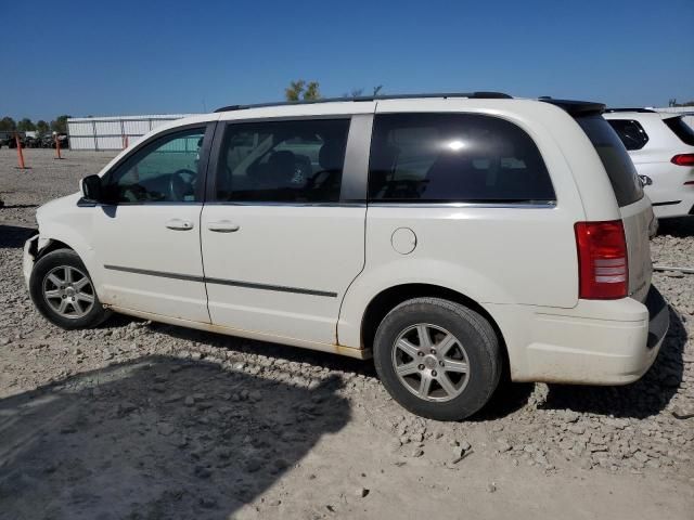 2010 Chrysler Town & Country Touring