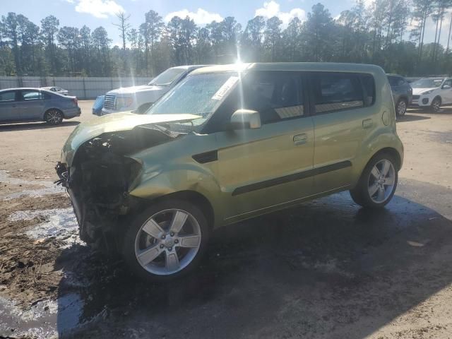 2010 KIA Soul +