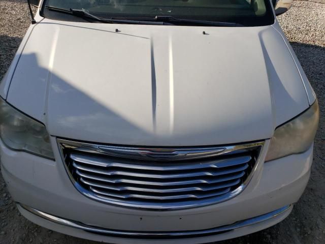 2011 Chrysler Town & Country Touring L