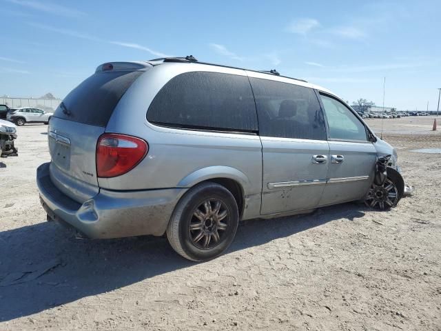 2005 Chrysler Town & Country Touring