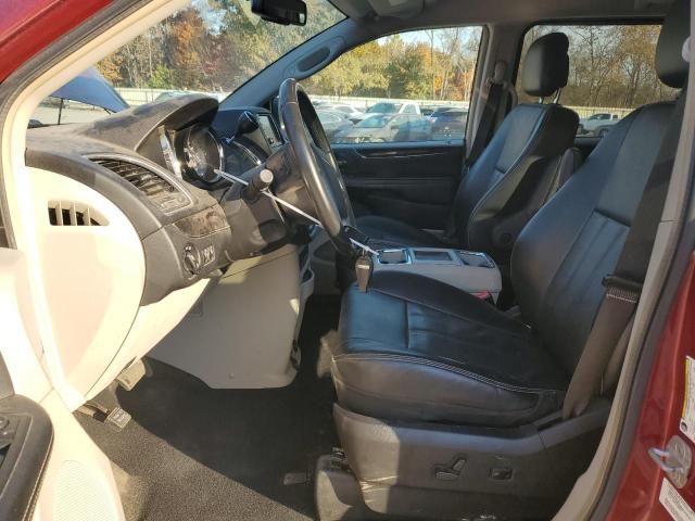 2012 Chrysler Town & Country Touring