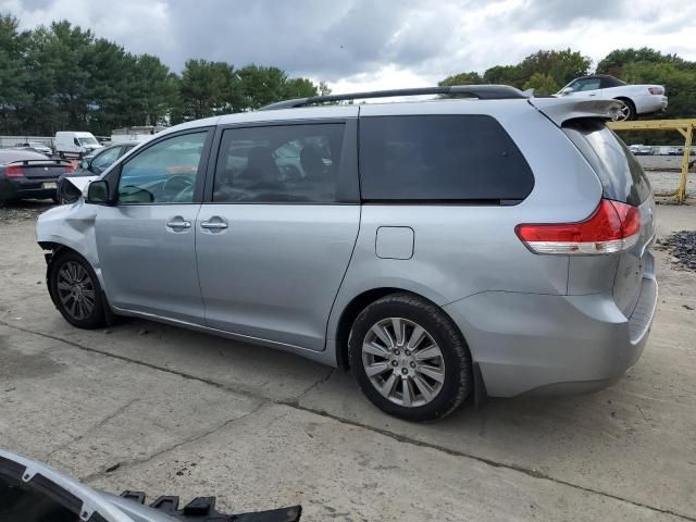 2013 Toyota Sienna XLE