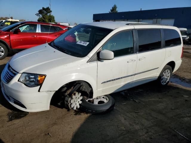 2013 Chrysler Town & Country Touring