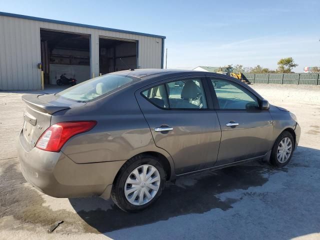 2013 Nissan Versa S