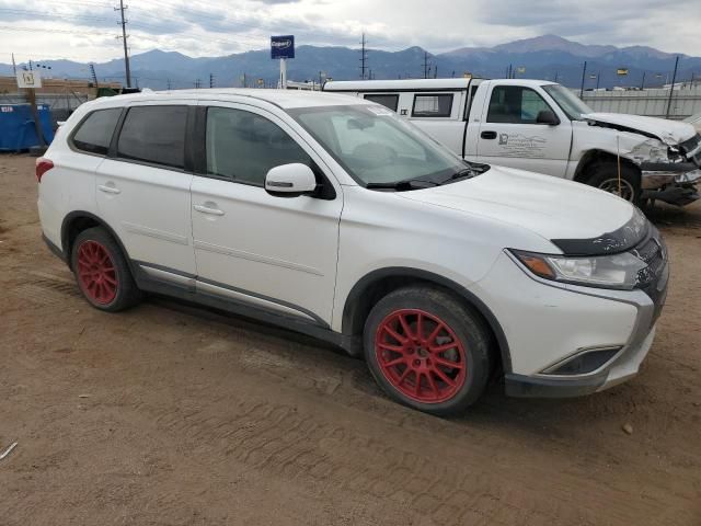 2016 Mitsubishi Outlander SE