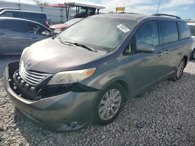 2011 Toyota Sienna XLE