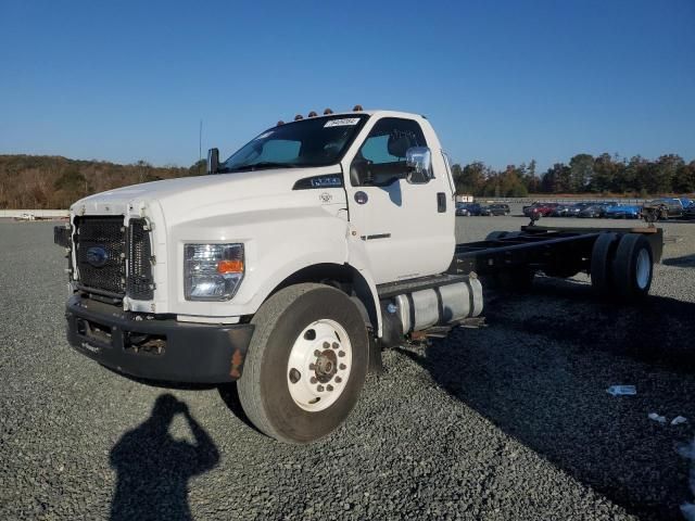 2022 Ford F750 Super Duty