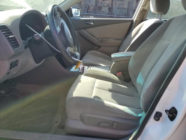 2010 Nissan Altima Base