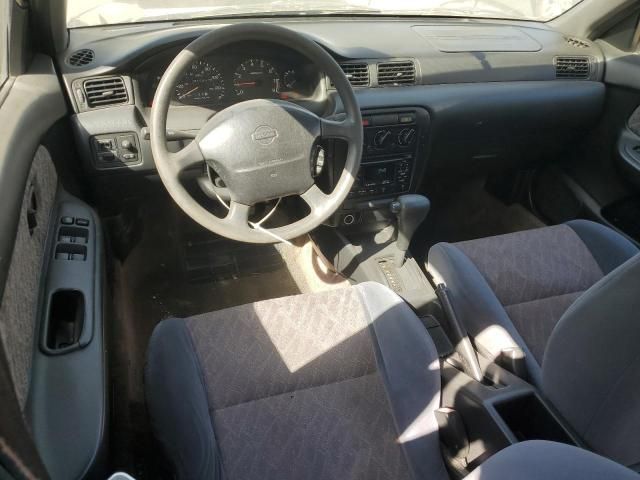 1999 Nissan Sentra Base