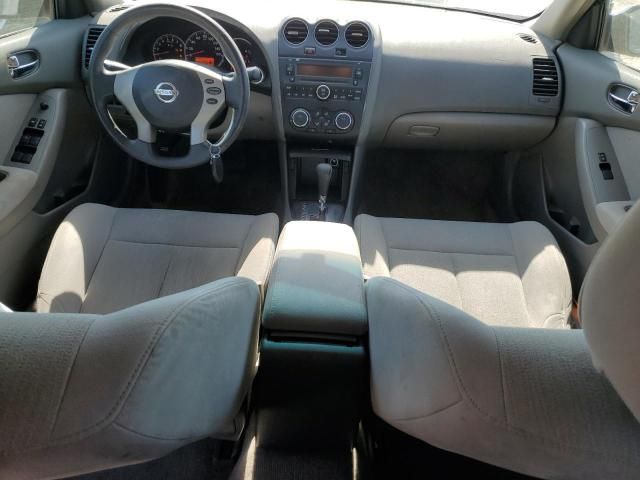 2010 Nissan Altima Base