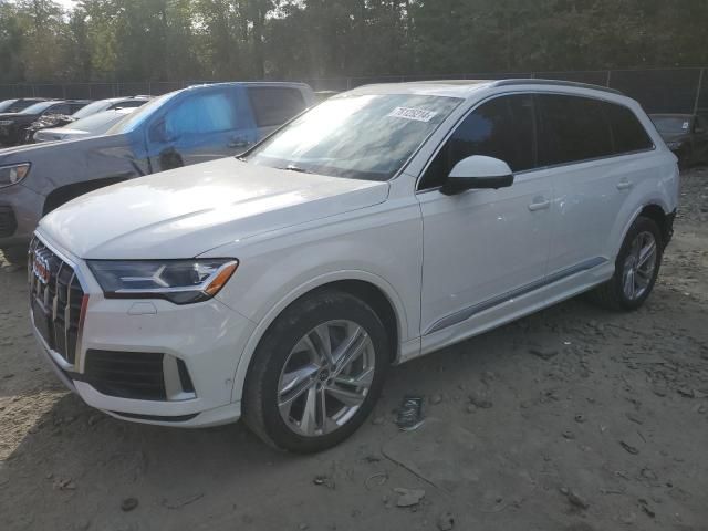 2021 Audi Q7 Premium Plus