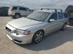 2005 Volvo V70 R