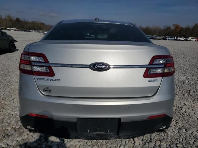 2015 Ford Taurus SEL