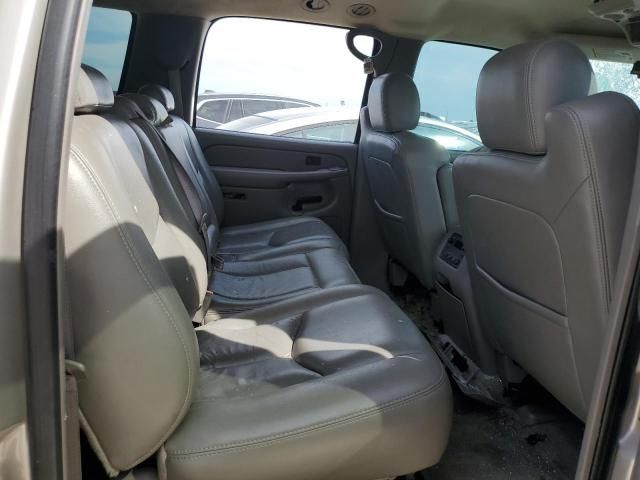 2004 Chevrolet Suburban C1500