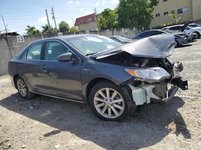 2014 Toyota Camry Hybrid