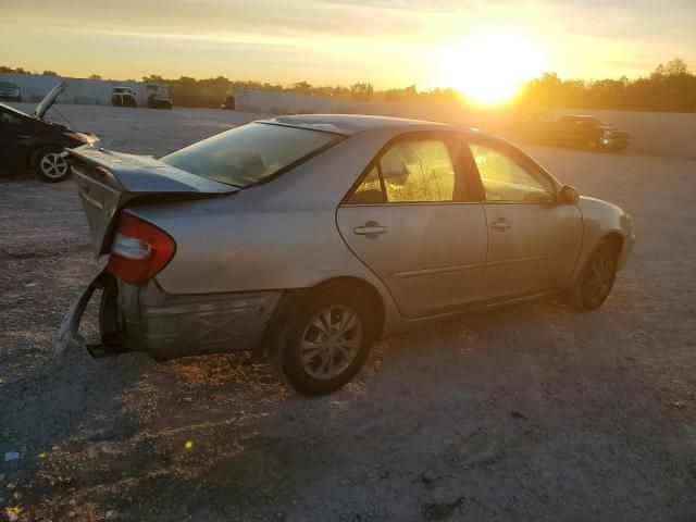 2004 Toyota Camry LE